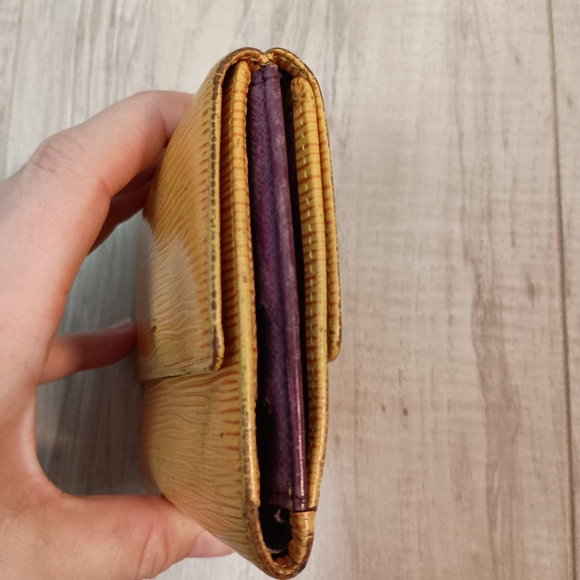 Auth Louis Vuitton Epi Porte Monnaie Billets Cartes Credit Yellow - Picture 3 of 10